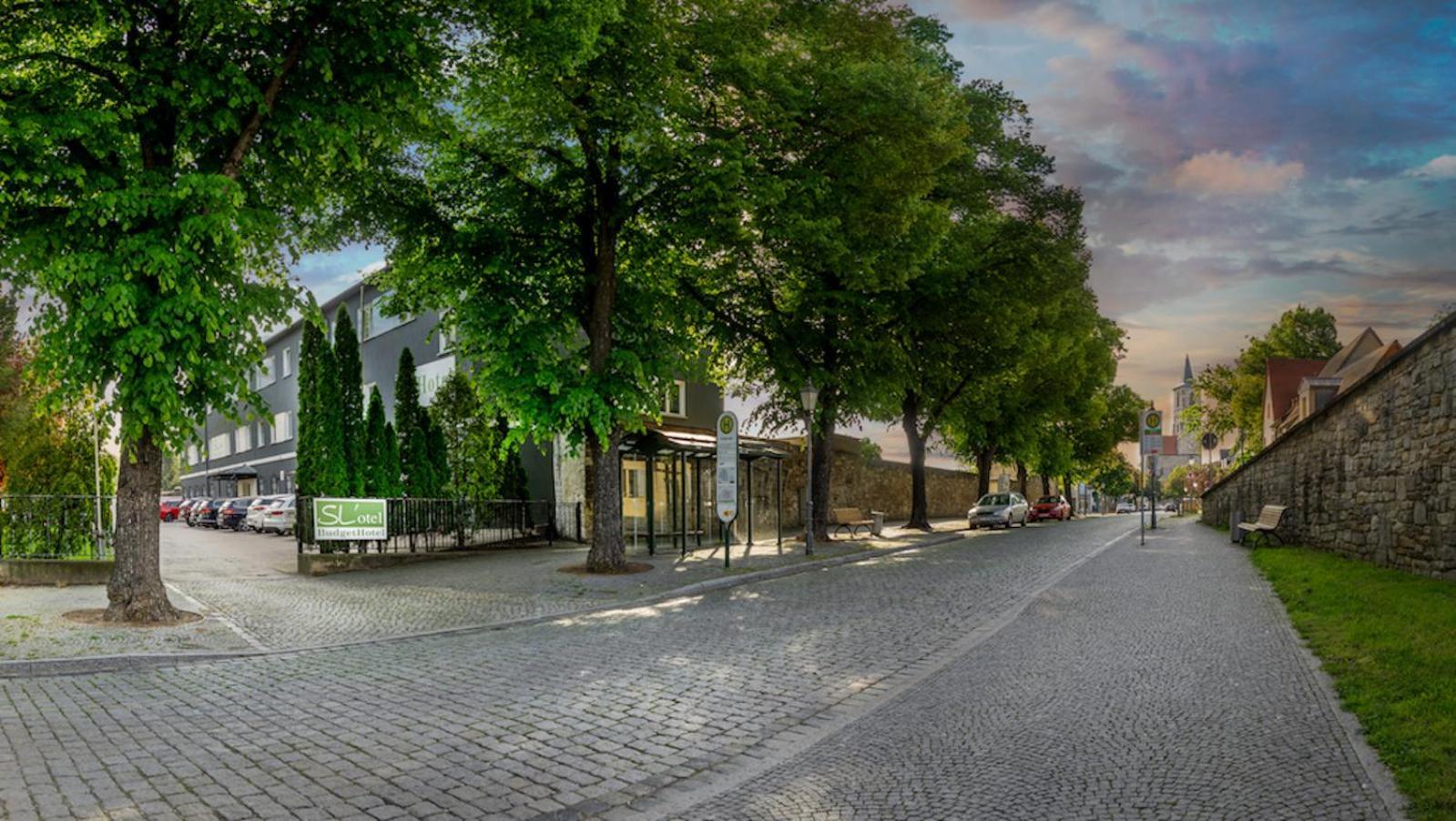 Sl'Otel Budget Bernburg Bagian luar foto