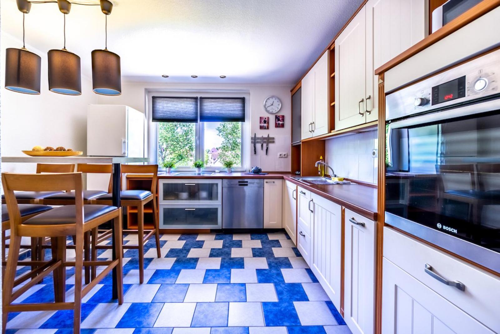Sl'Otel Budget Bernburg Bagian luar foto