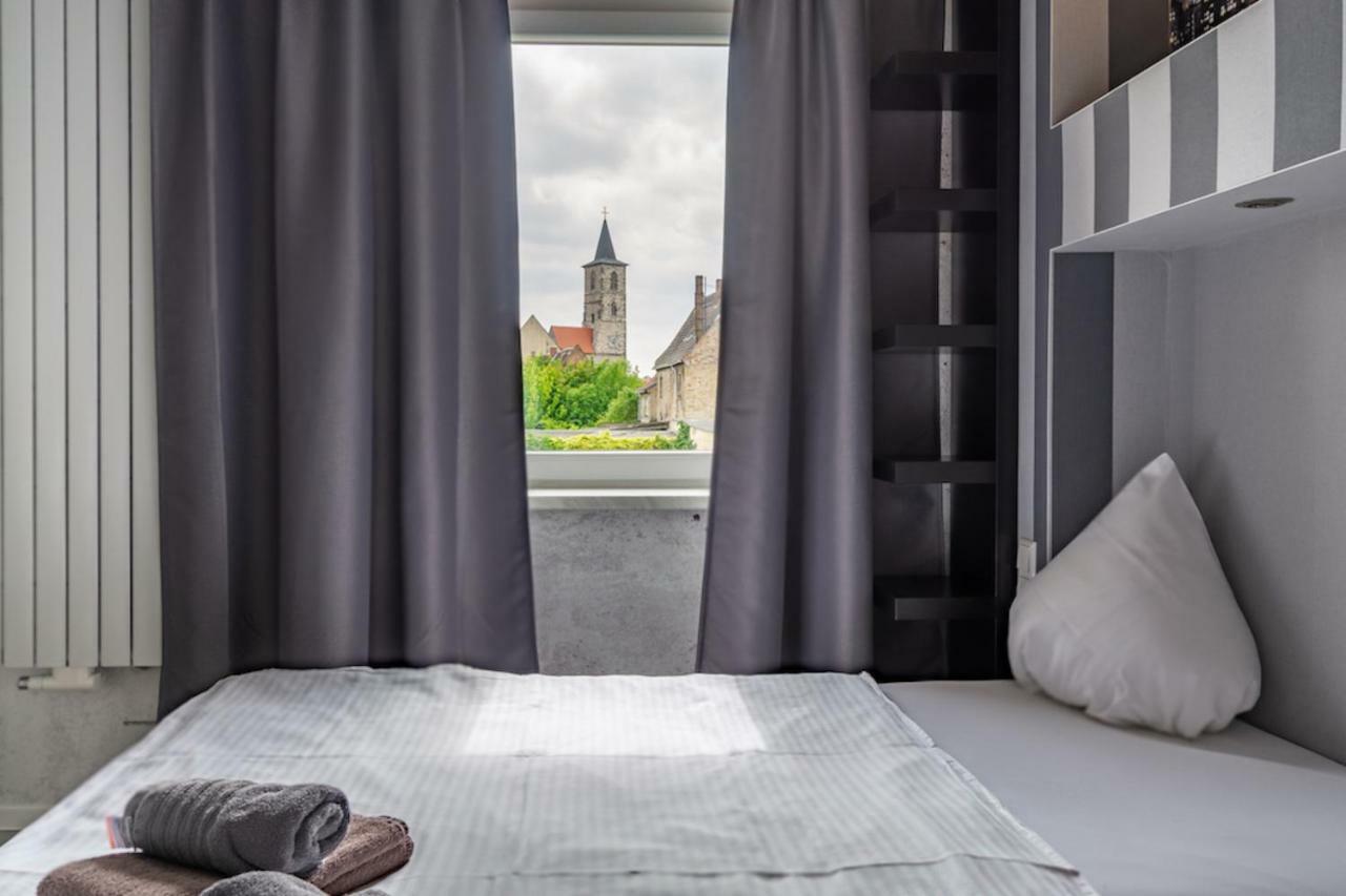 Sl'Otel Budget Bernburg Bagian luar foto